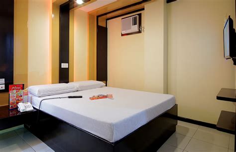 hotel sogo with jacuzzi|Deluxe Room .